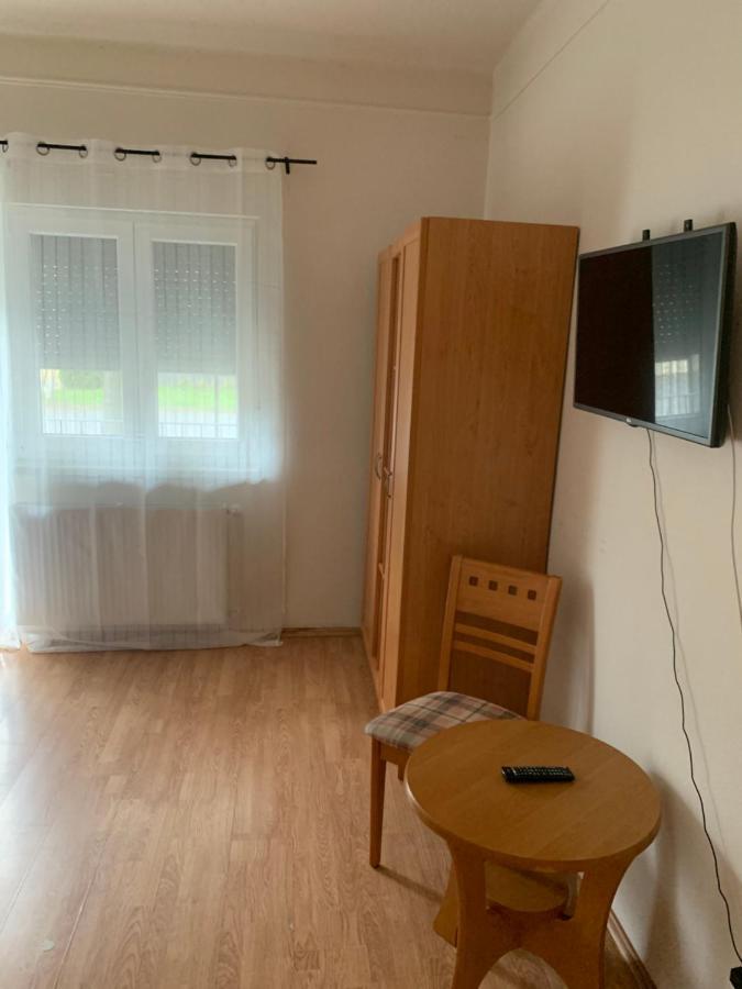 Gabor Aron Apartment Hajduszoboszlo Exterior photo